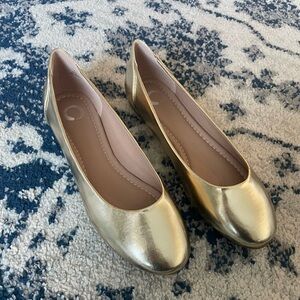 Gold Women's Flats sz 10